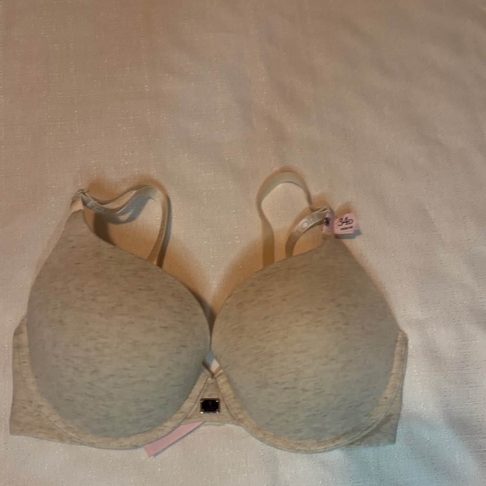 Victoria's Secret Light Cream Bra